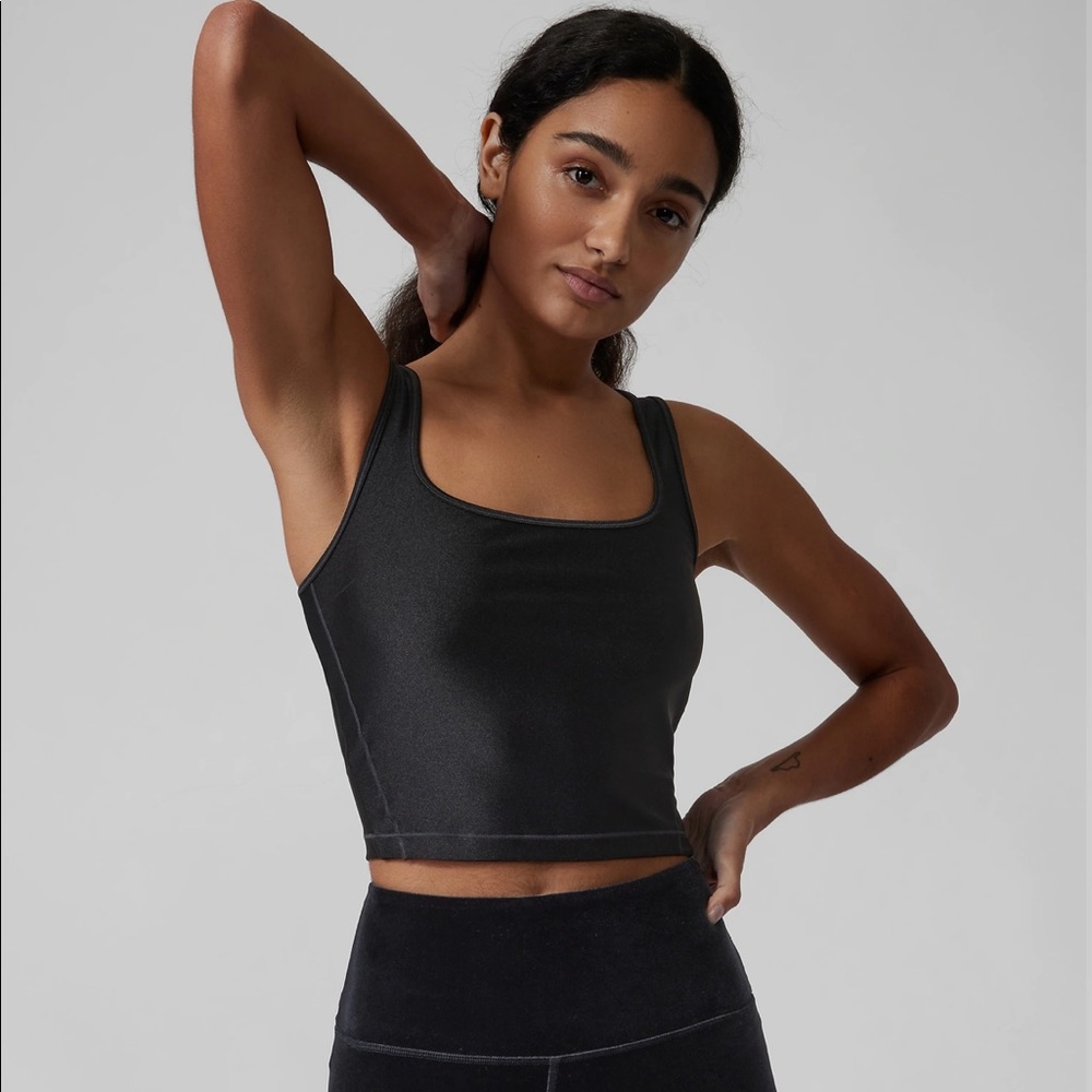 ATHLETA SHANTI SHINE CROP TANK TOP IN BLACK NWT and NWOT - Picture 1 of 4